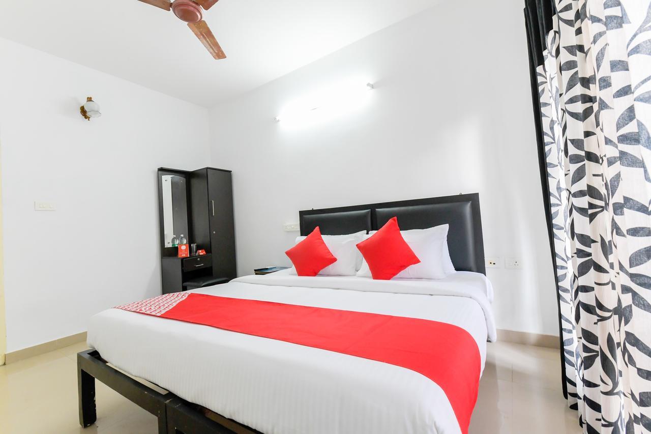 Oyo 11891 Amare Beach Resorts Alappuzha ภายนอก รูปภาพ