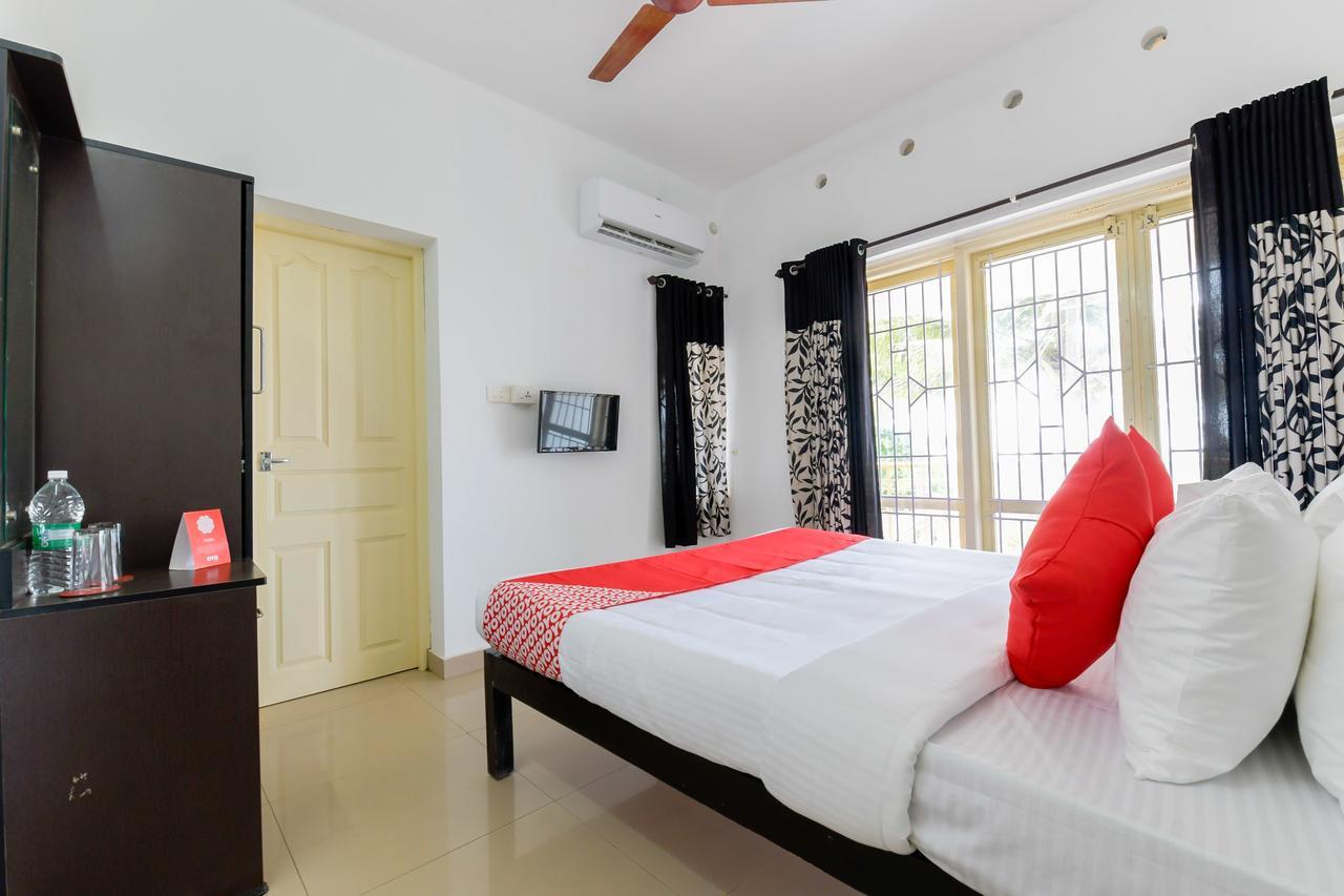 Oyo 11891 Amare Beach Resorts Alappuzha ภายนอก รูปภาพ