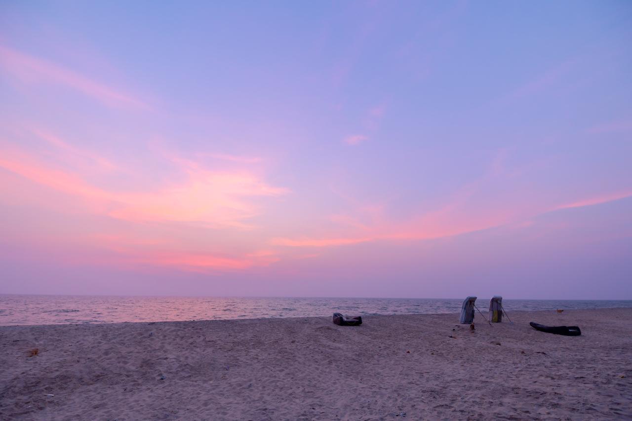 Oyo 11891 Amare Beach Resorts Alappuzha ภายนอก รูปภาพ